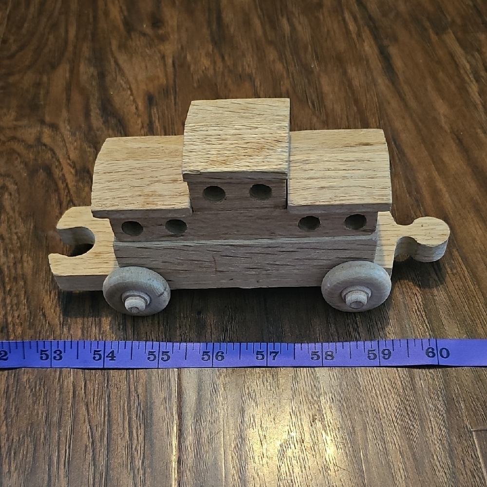 BOGO🎀 4pc Wooden Train Set for Kids - Picture 7 of 8